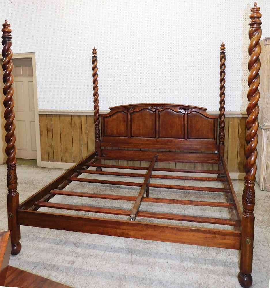 Mahogany Barley Twist Post King Size Bed By Wellington Hall (1 of 10)