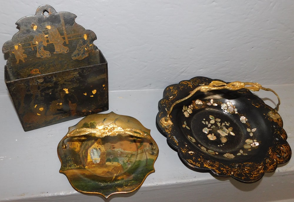 3 Antique Paper Mache Items - Two Baskets & Wall Pocket (1 of 5)