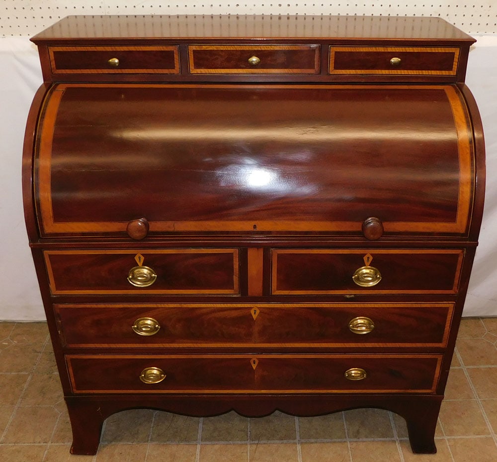 19th C Mahogany Satin Wood Inlaid Cylinder Roll Desk: 19th C Mahogany Satin Wood Inlaid Cylinder Roll Desk. 43 1/4" W 23 1/2" D 45 1/2" H ALL DESCRIPTIONS AND ANY CONDITION STATEMENT GIVEN BY LANGSTON AUCTION GALLERY ARE STRICTLY OPINIONS AND LANGSTON'S 