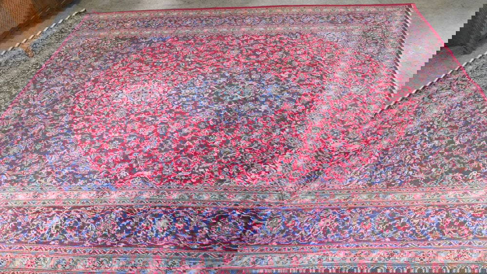 9' 8" X 12' 6" Hand Made Oriental Rug Auction