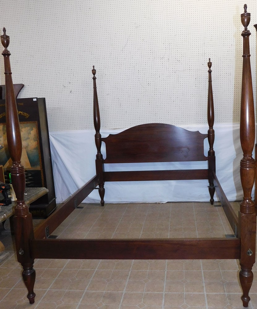 Mahogany 4 Poster Queen Size Bed by Craftique (1 of 7)