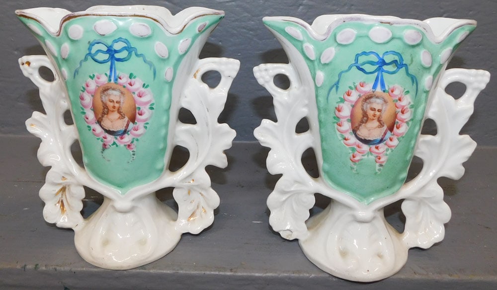 Pair of Portrait Hand Painted Old Paris Vases (1 of 6)