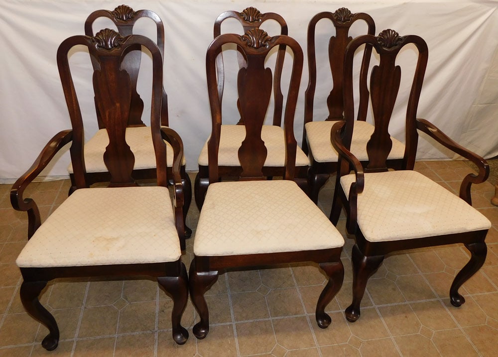 Set 8 Mahogany Queen Anne Style Dining Chairs With Shell Carvings (1 of 6)