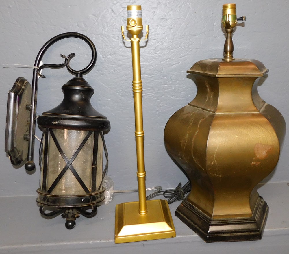 Brass Lamp - Gilded Metal Lamp - Outdoor Lantern: Brass Lamp - Gilded Metal Lamp - Outdoor Lantern. 22" H ALL DESCRIPTIONS AND ANY CONDITION STATEMENT GIVEN BY LANGSTON AUCTION GALLERY ARE STRICTLY OPINIONS AND LANGSTON'S SHALL HAVE NO RESPONSIBILITY