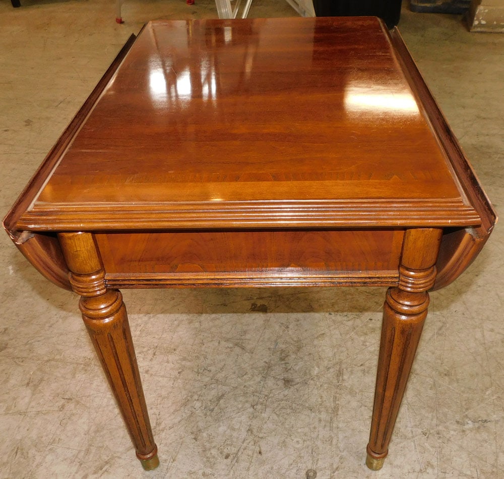 Cherry Drop Leaf End Table (1 of 3)