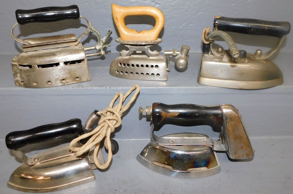 Lot of Five Vintage Flat Irons: Lot of Five Vintage Flat Irons. ALL DESCRIPTIONS AND ANY CONDITION STATEMENT GIVEN BY LANGSTON AUCTION GALLERY ARE STRICTLY OPINIONS AND LANGSTON'S SHALL HAVE NO RESPONSIBILITY FOR ERRORS OR OMISSIONS