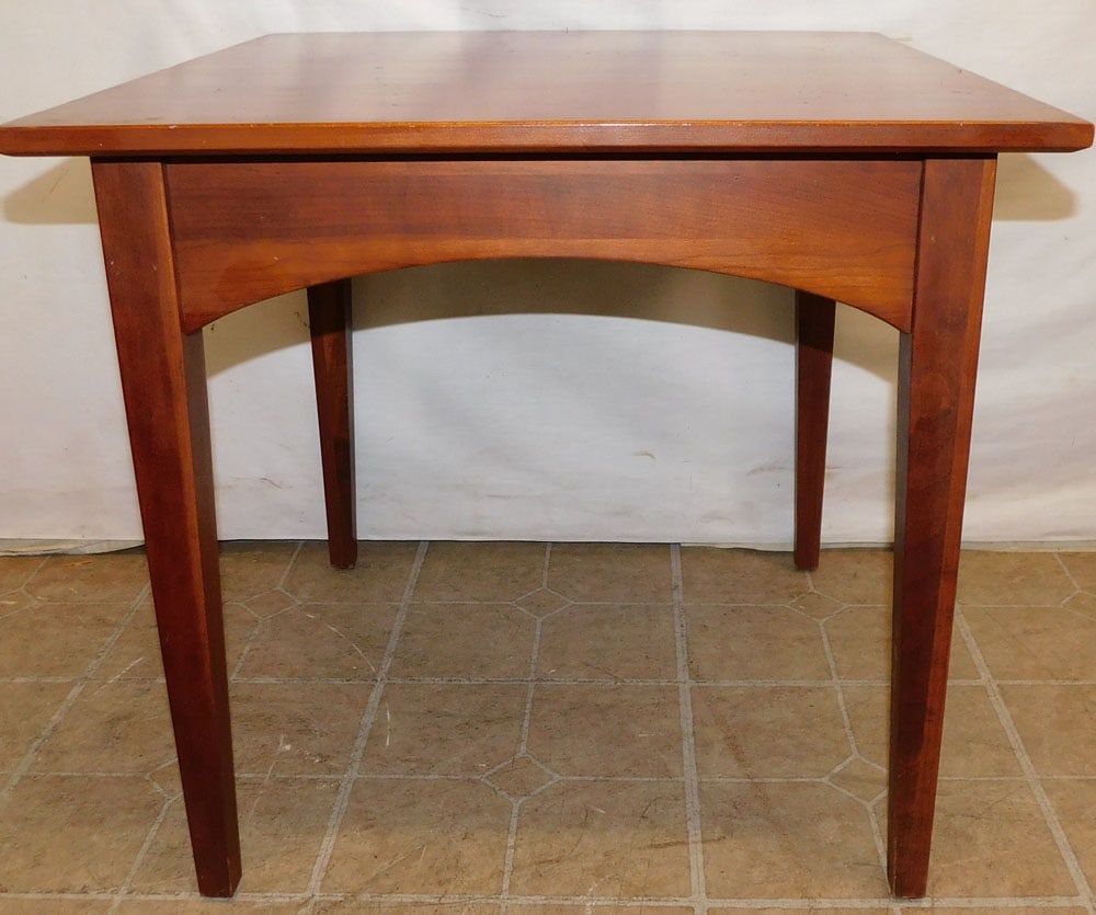 Cherry End Table (1 of 4)