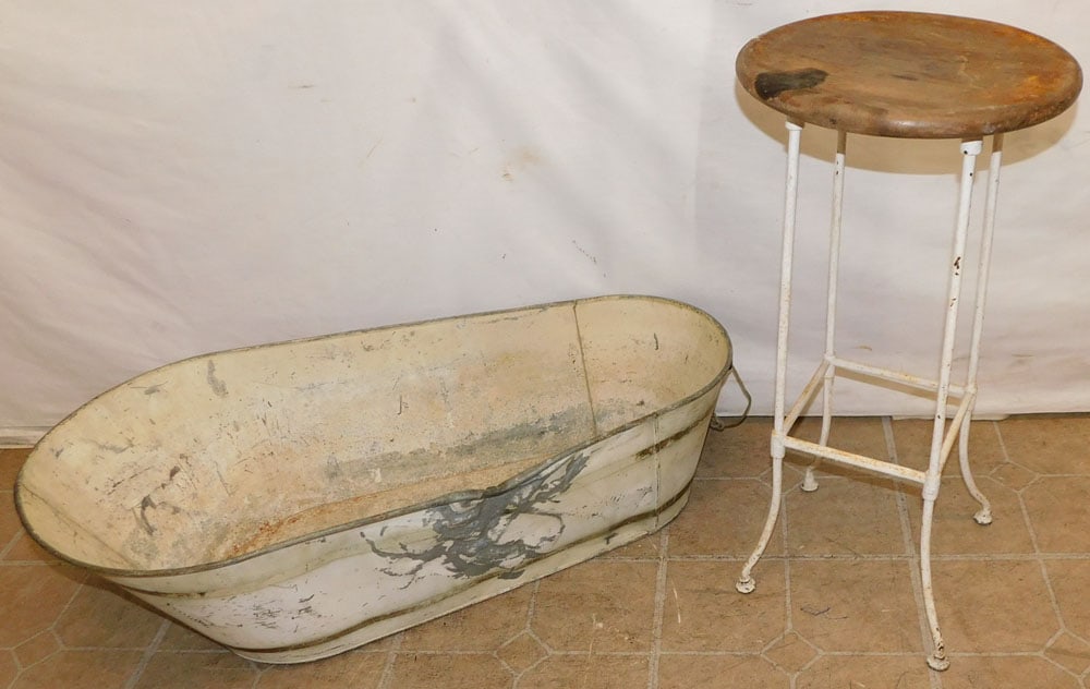Painted Tole Child's Bath Tub & Metal/Wood Stool (1 of 3)