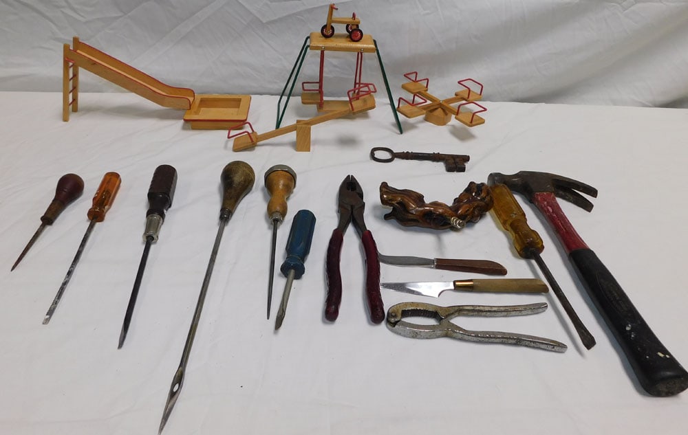 Lot Wooden Toys - Antique Tools (1 of 5)