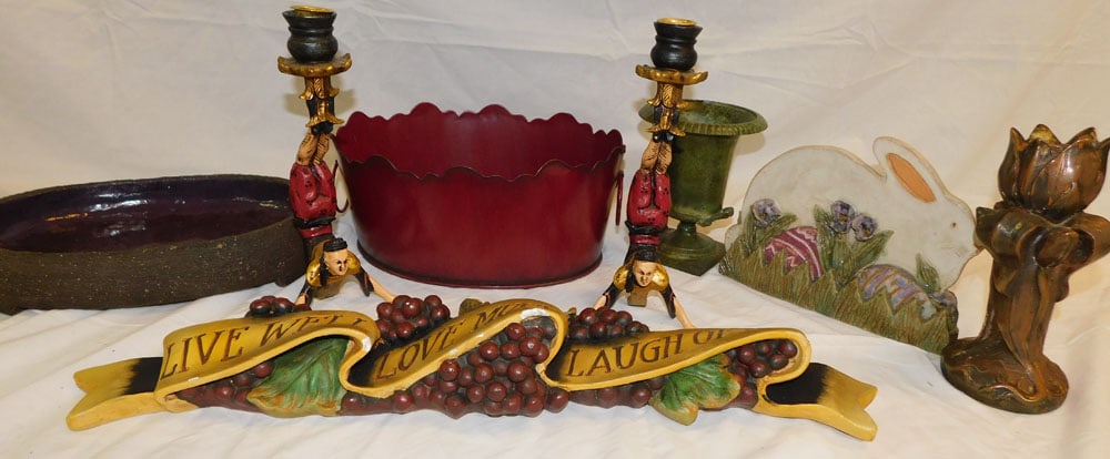 Lot Decorative Items (1 of 3)