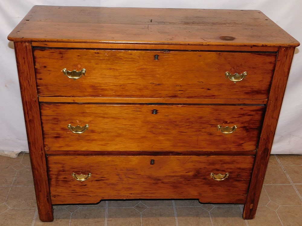 19th C Three Drawer Pine Cottage Chest (1 of 7)