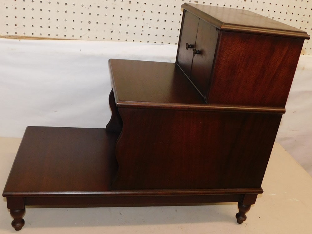Mahogany Bed Steps: Mahogany Bed Steps . 26" W 13" D 22 1/4" H ALL DESCRIPTIONS AND ANY CONDITION STATEMENT GIVEN BY LANGSTON AUCTION GALLERY ARE STRICTLY OPINIONS AND LANGSTON'S SHALL HAVE NO RESPONSIBILITY FOR ERRORS O