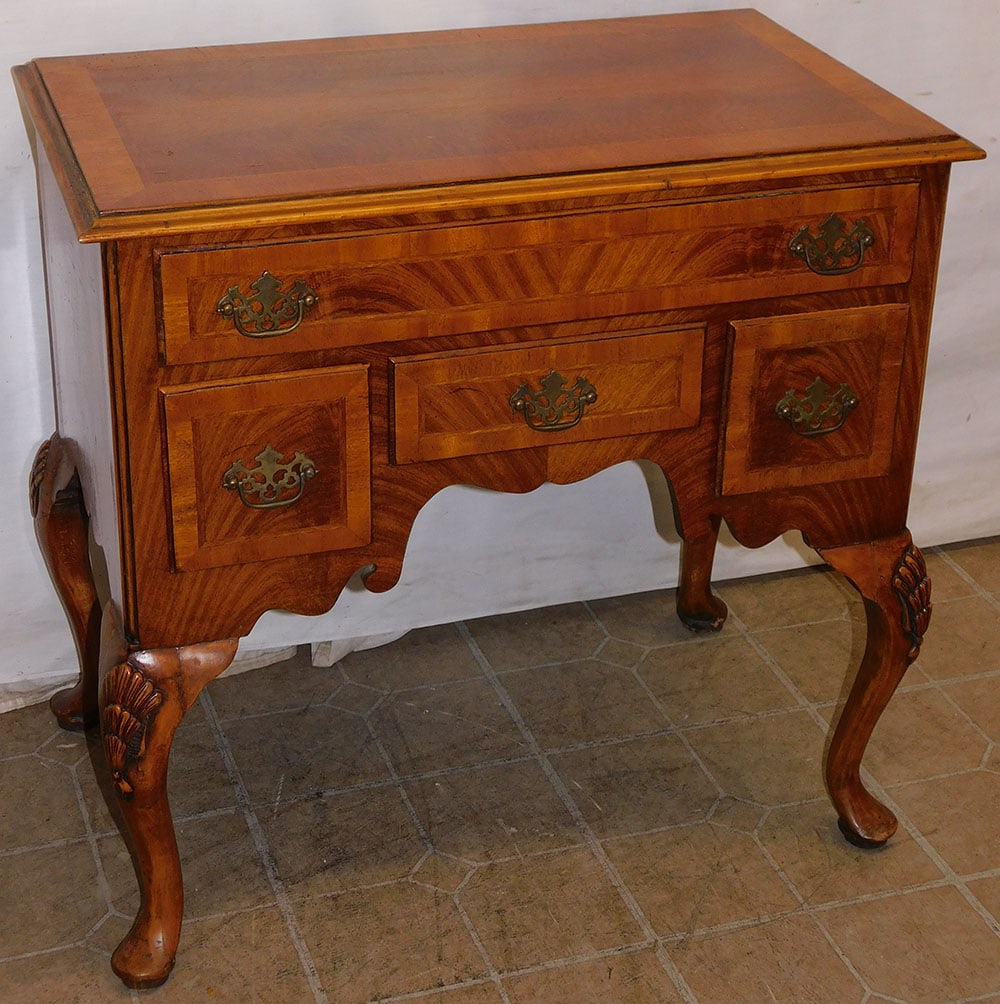 Banded Top Walnut Queen Anne Style 1/3 Drawer Shell Carved Leg Lowboy (1 of 5)