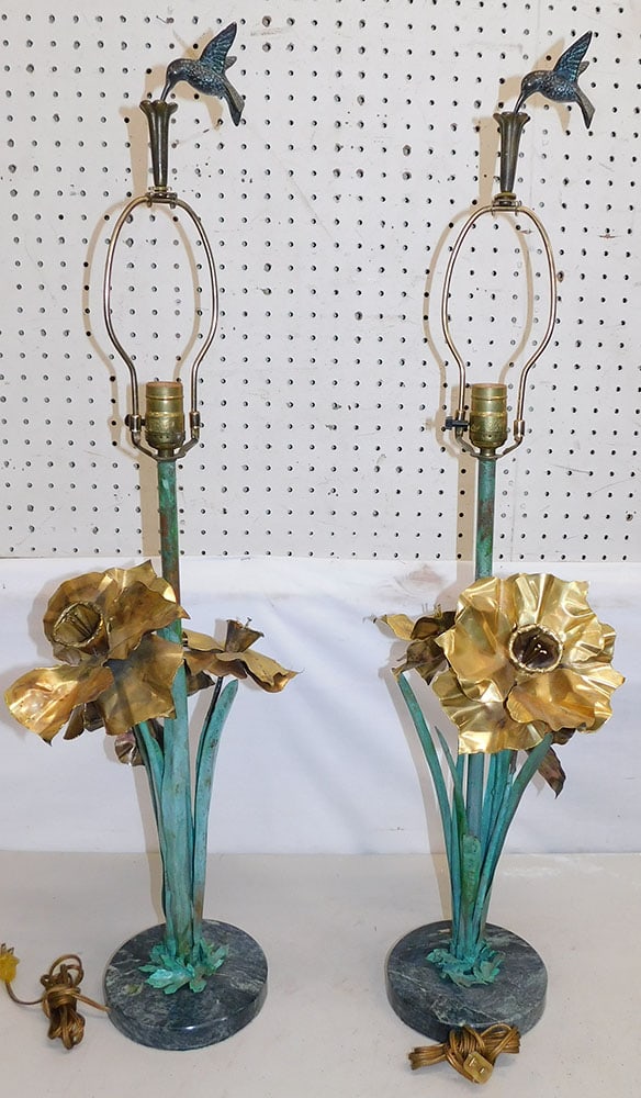 Painted Brass Floral & Hummingbird Lamps with Marble Bases: Painted Brass Floral & Hummingbird Lamps with Marble Bases. 36" H ALL DESCRIPTIONS AND ANY CONDITION STATEMENT GIVEN BY LANGSTON AUCTION GALLERY ARE STRICTLY OPINIONS AND LANGSTON'S SHALL HAVE NO RESP