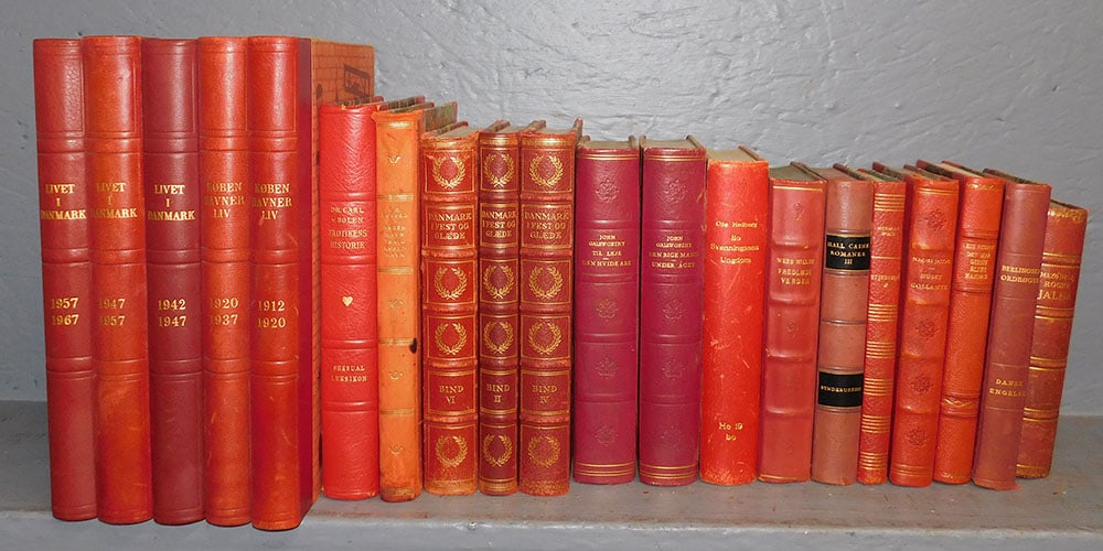 Lot of 20 Leather Bound Books (1 of 7)
