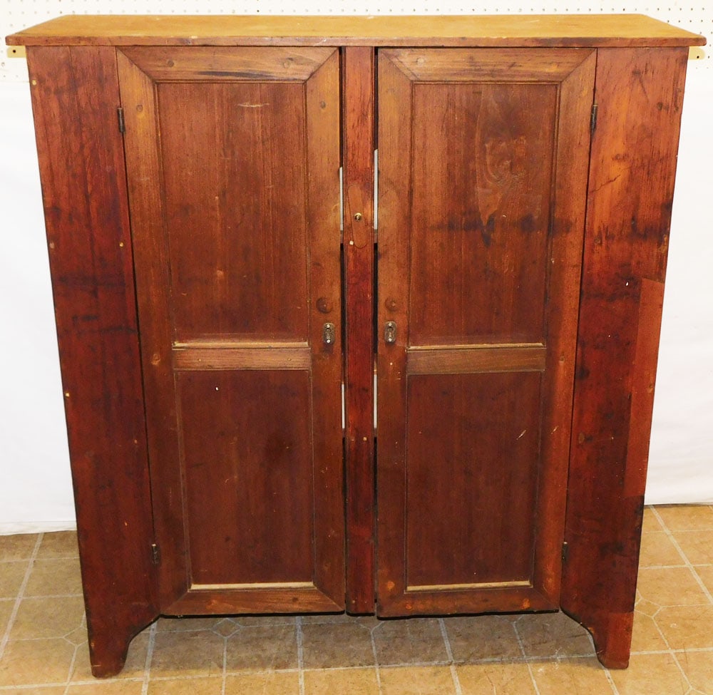Pine 2 Door Cabinet (1 of 5)