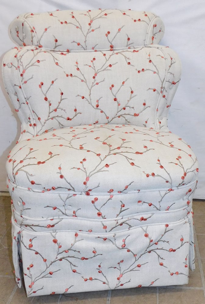 Upholstered Slipper Chair: Upholstered Slipper Chair. 32" H ALL DESCRIPTIONS AND ANY CONDITION STATEMENT GIVEN BY LANGSTON AUCTION GALLERY ARE STRICTLY OPINIONS AND LANGSTON'S SHALL HAVE NO RESPONSIBILITY FOR ERRORS OR OMISSION