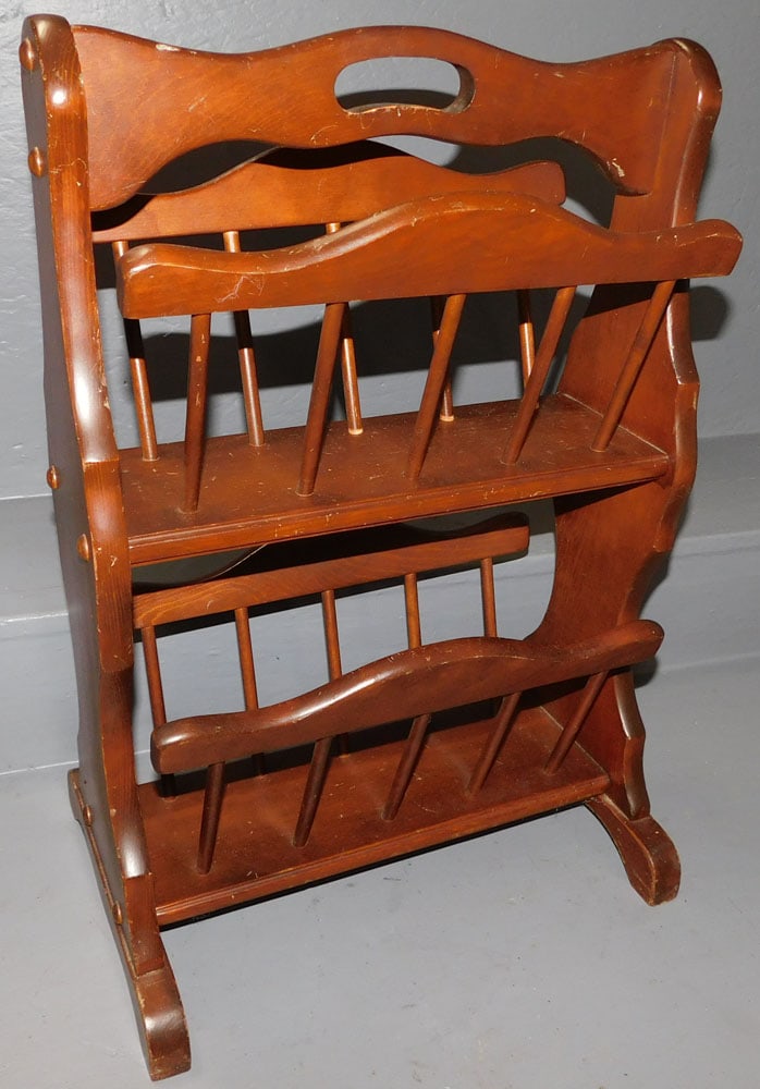 Pine Magazine Stand (1 of 2)