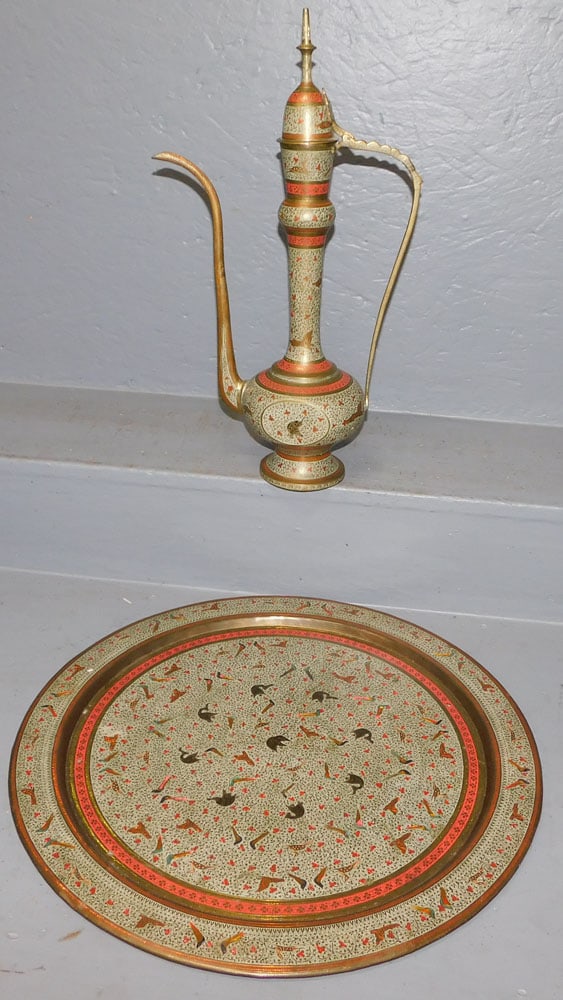Lot Two Indian Brass Items (1 of 4)