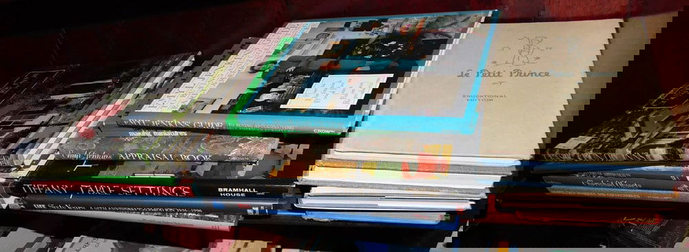 Lot Reference Books (1 of 4)