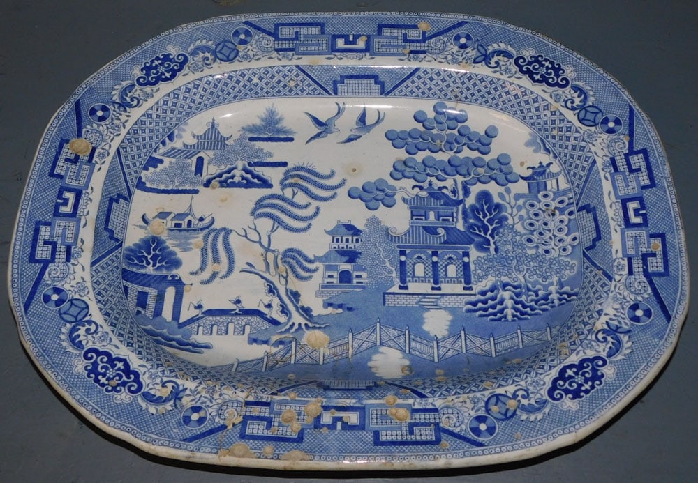 Antique Blue Willow Platter (As Is) (1 of 4)