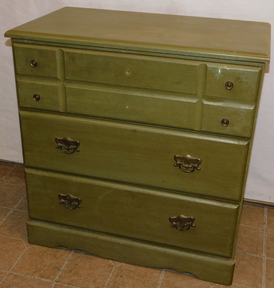 Painted Three Drawer Chest (1 of 3)
