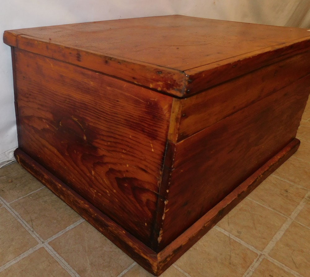 Antique Pine Box (1 of 6)