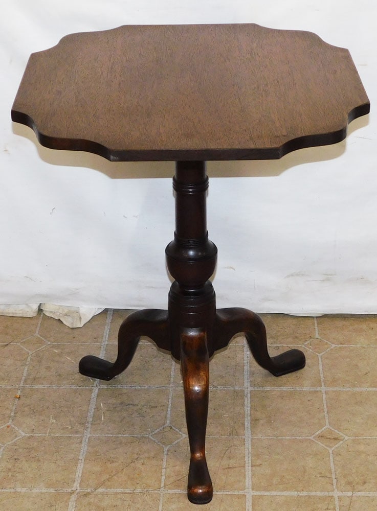 Mahogany Candle Stand (1 of 3)