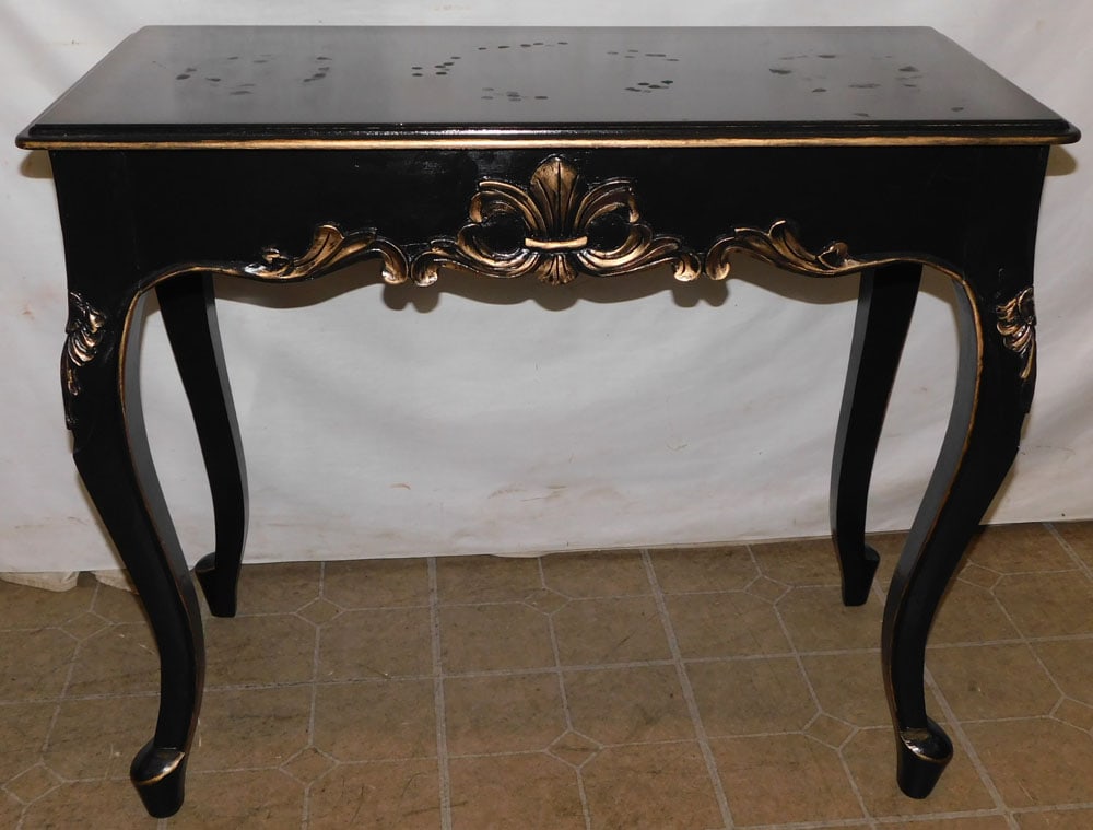 Painted Carved Wood Console: Painted Carved Wood Console. 36" W 17 1/2" D 30" H ALL DESCRIPTIONS AND ANY CONDITION STATEMENT GIVEN BY LANGSTON AUCTION GALLERY ARE STRICTLY OPINIONS AND LANGSTON'S SHALL HAVE NO RESPONSIBILITY FOR 