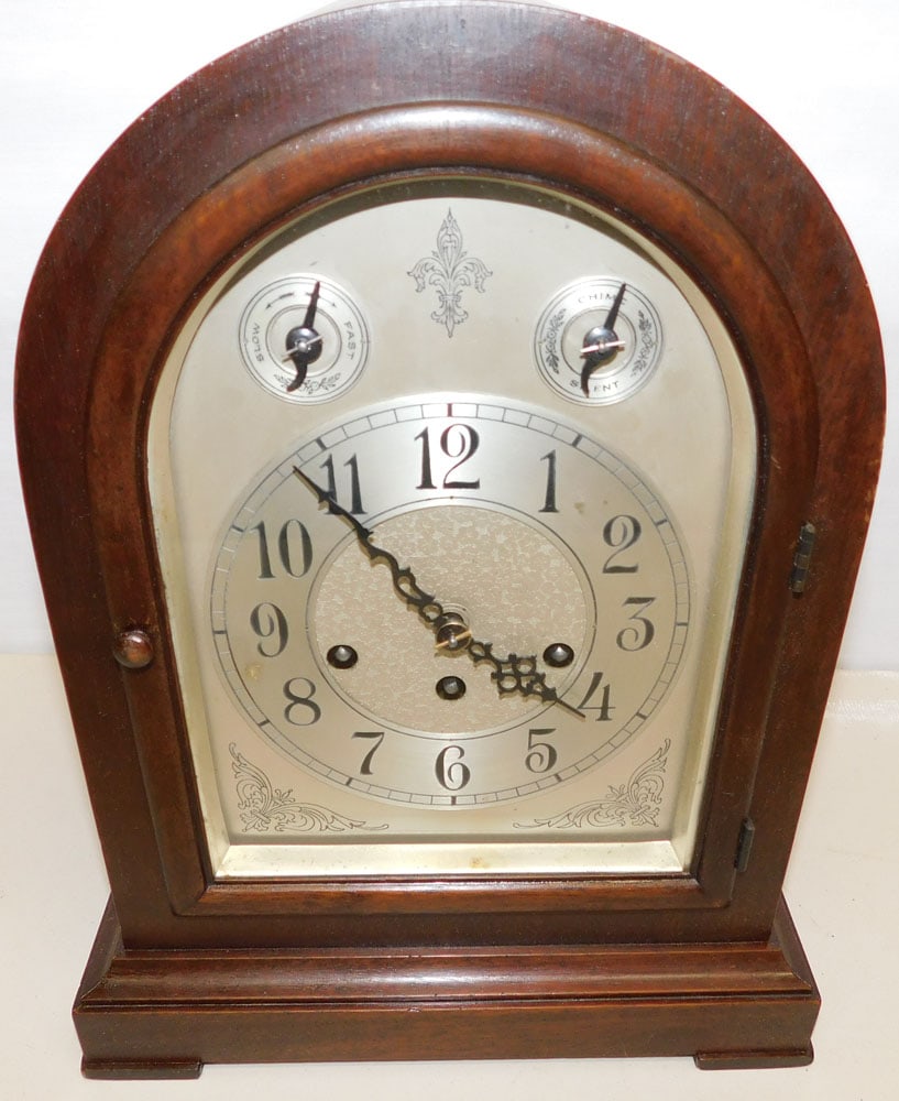 Mahogany Shelf Clock by Seth Thomas (1 of 6)