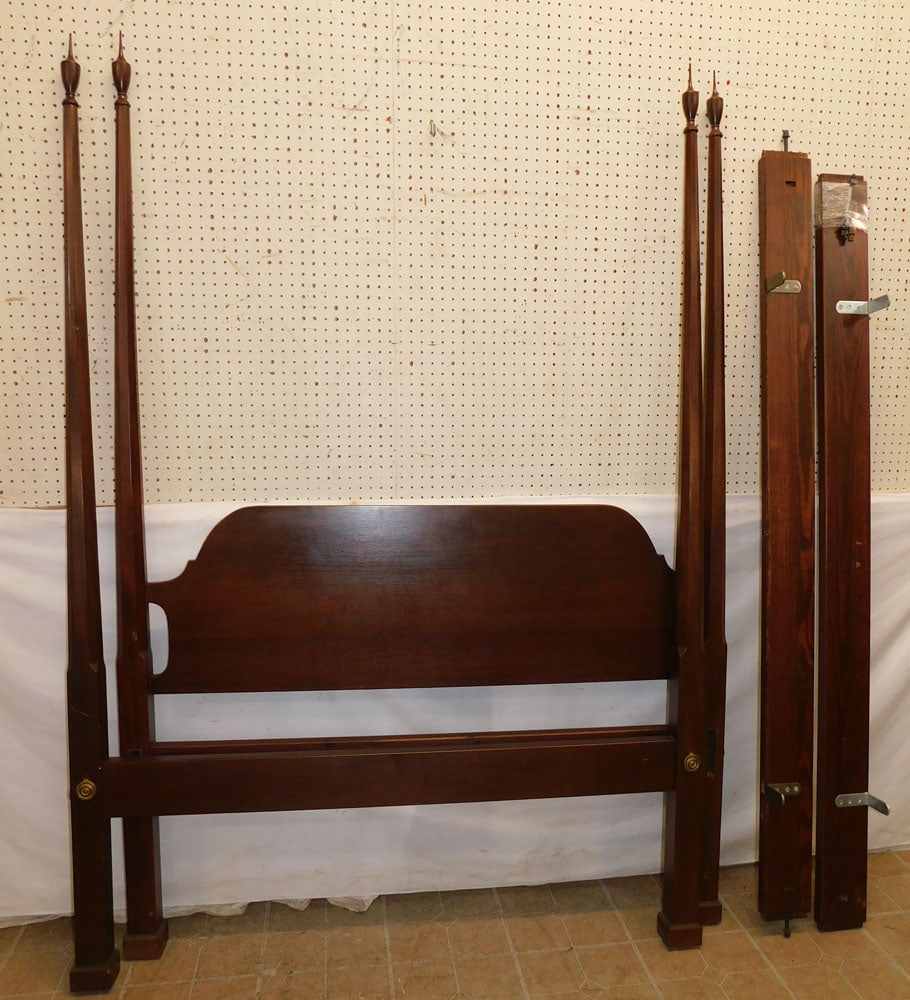 Mahogany Pencil Post Double Bed with Rails (1 of 3)