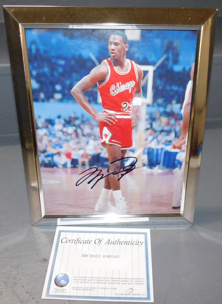 Autograph Michael Jordan Photo With COA (1 of 3)
