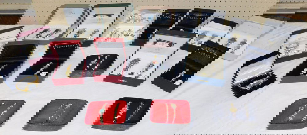 Lot Watches (1 of 12)