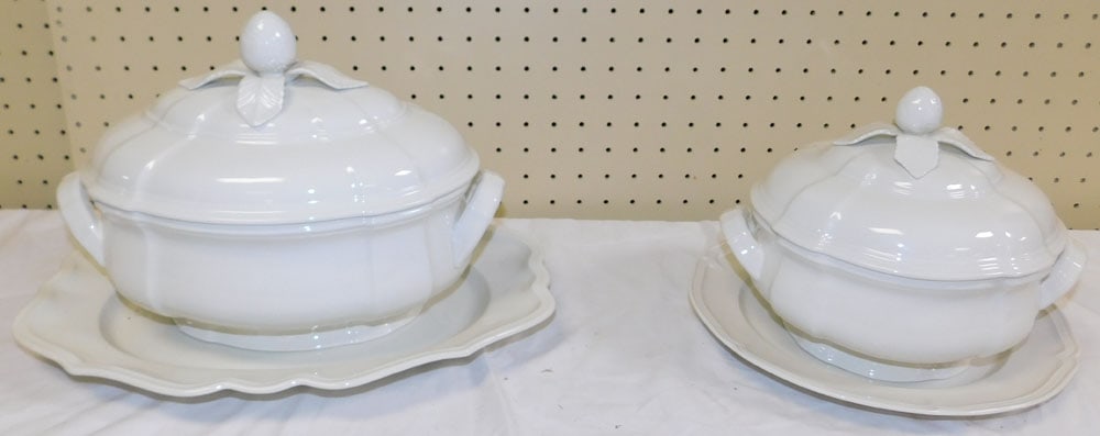 Two Villeroy & Boch Covered Dishes & Under Trays (1 of 3)