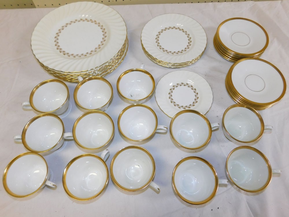 Lot Minton China (1 of 3)