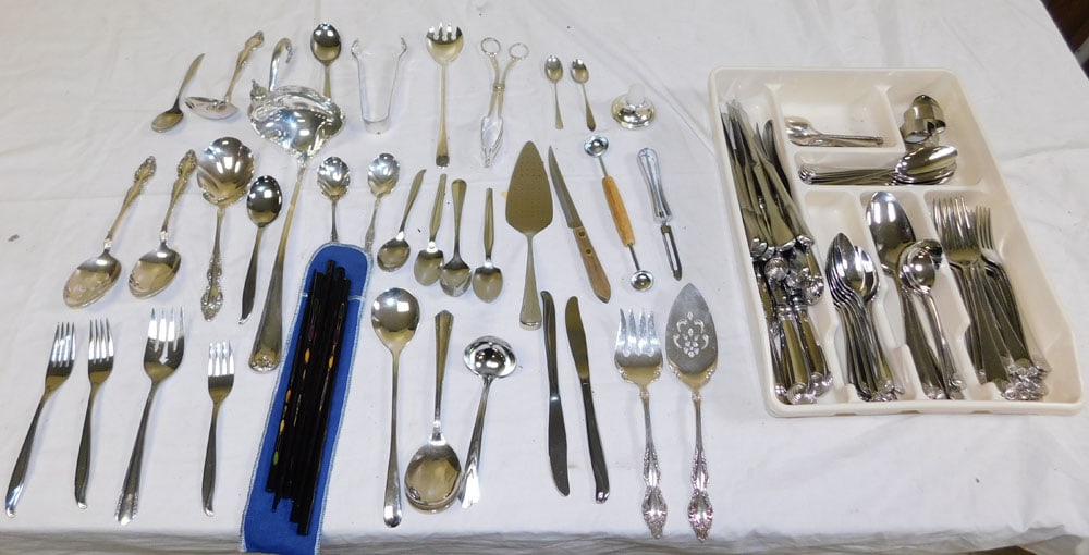 Lot Silver Plate Flatware (1 of 4)