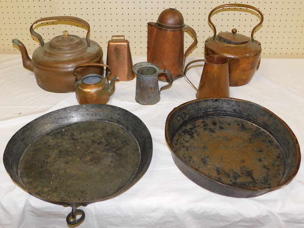 Lot Antique Copper Items (1 of 3)