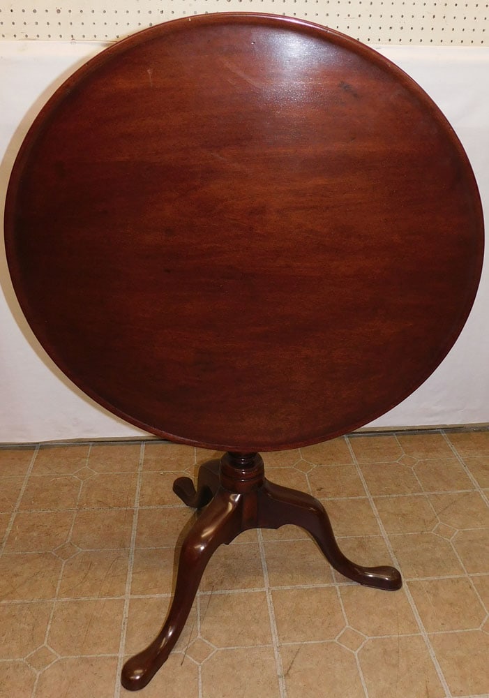 Mahogany Dish Top Tilt Top Tea Table (1 of 5)