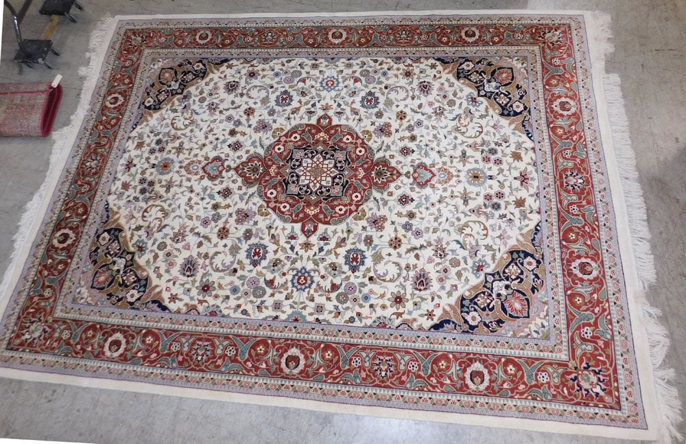 8' 10" X 11' 10" Hand Made Oriental Rug (1 of 4)