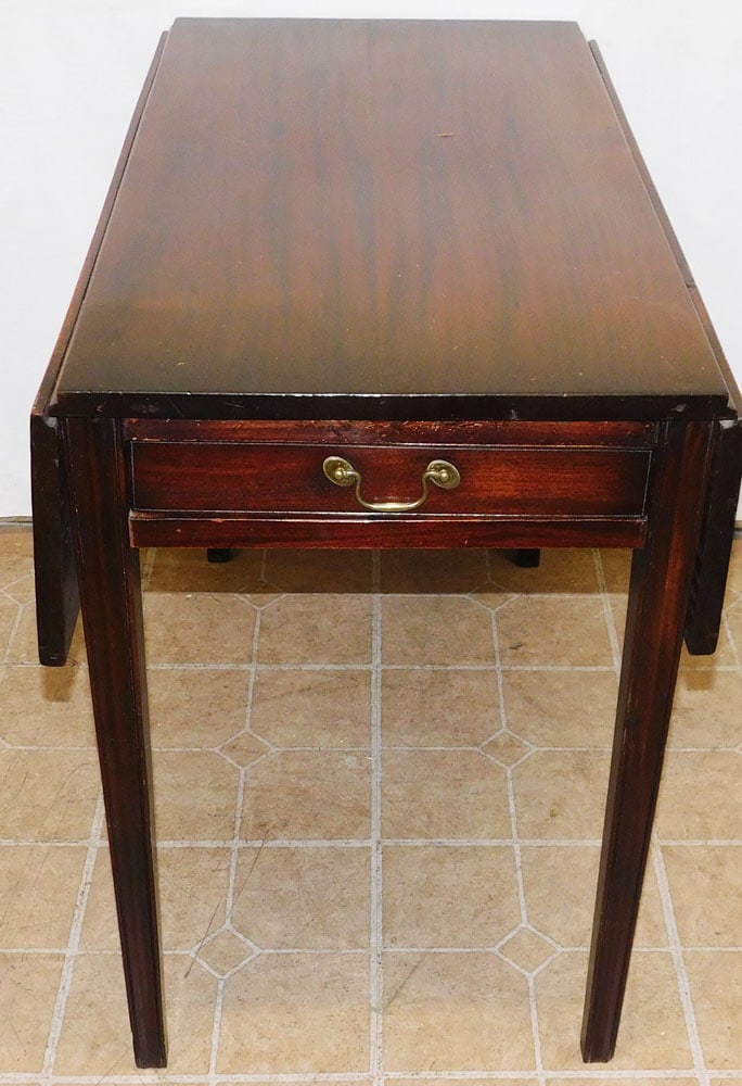 19th C Mahogany One Drawer Pembroke Table (1 of 7)