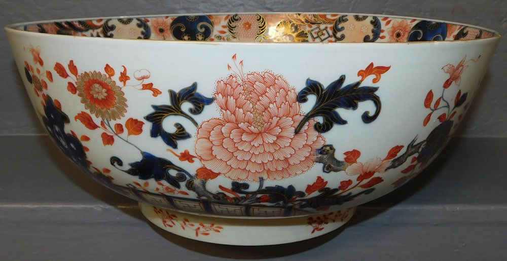 19th C Imari Porcelain Bowl (1 of 6)