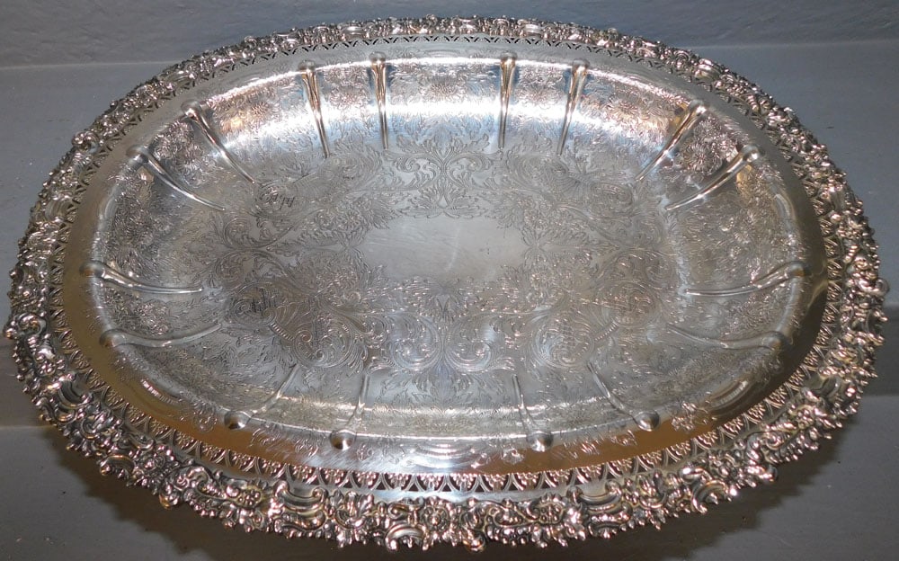 Barker Ellis Silver Plate Open Work Bowl (1 of 3)