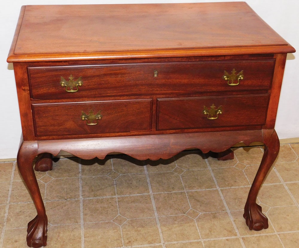 Antique Mahogany Chippendale Ball & Claw 3 Drawer Lowboy: Antique Mahogany Chippendale Ball & Claw 3 Drawer Lowboy. 35 1/2" W 20" D 30 1/2" H ALL DESCRIPTIONS AND ANY CONDITION STATEMENT GIVEN BY LANGSTON AUCTION GALLERY ARE STRICTLY OPINIONS AND LANGSTON'S