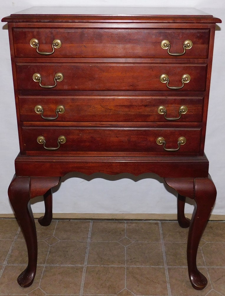 Cherry Queen Ann Style Four Drawer Silver Chest (1 of 6)