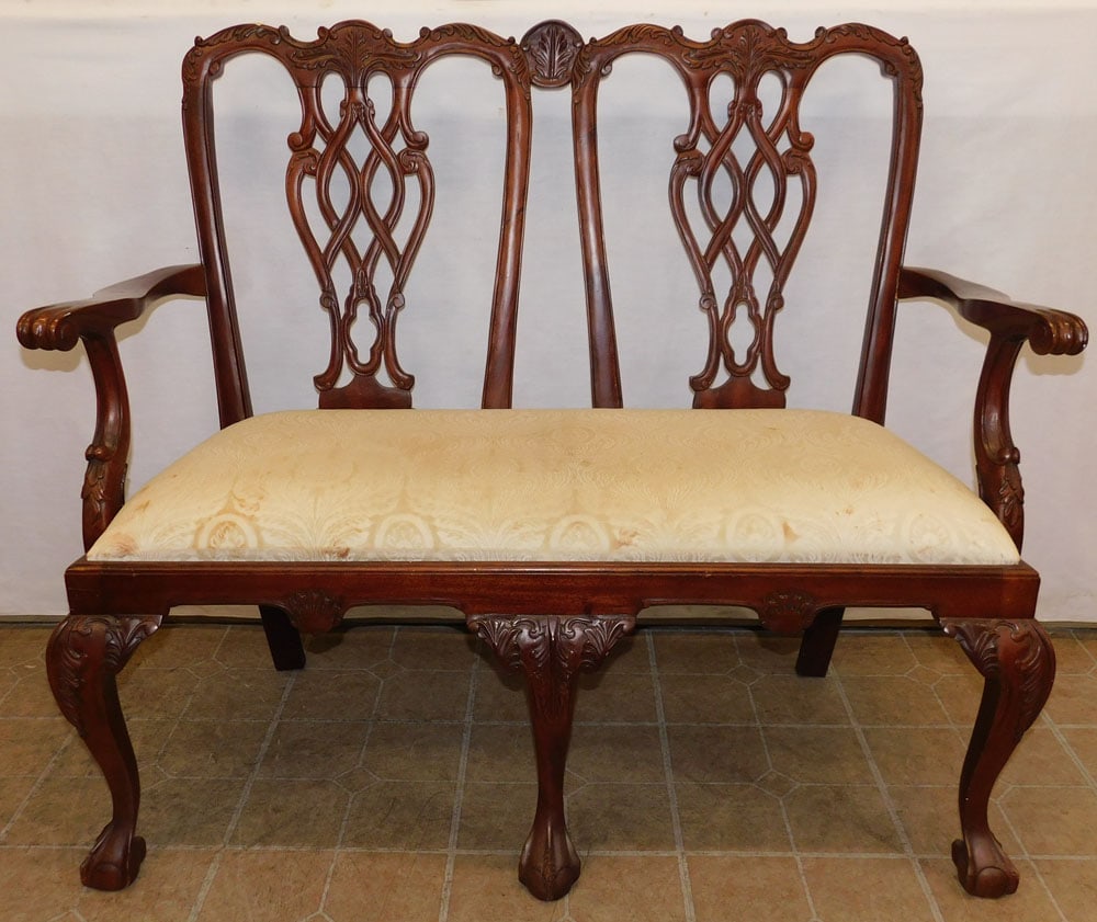 Mahogany Carved Chippendale Style Bench With Ball & Claw Feet (1 of 4)