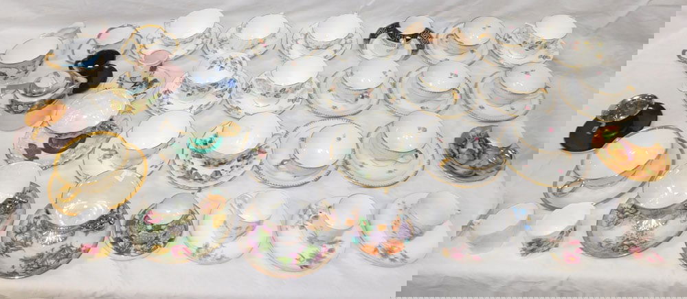 Lot Hand Painted Porcelain Items (1 of 4)