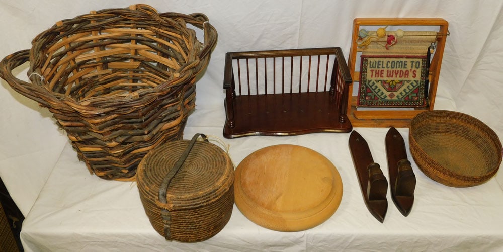 Lot Wooden Ware & Baskets: Lot Wooden Ware & Baskets. ALL DESCRIPTIONS AND ANY CONDITION STATEMENT GIVEN BY LANGSTON AUCTION GALLERY ARE STRICTLY OPINIONS AND LANGSTON'S SHALL HAVE NO RESPONSIBILITY FOR ERRORS OR OMISSIONS. THE