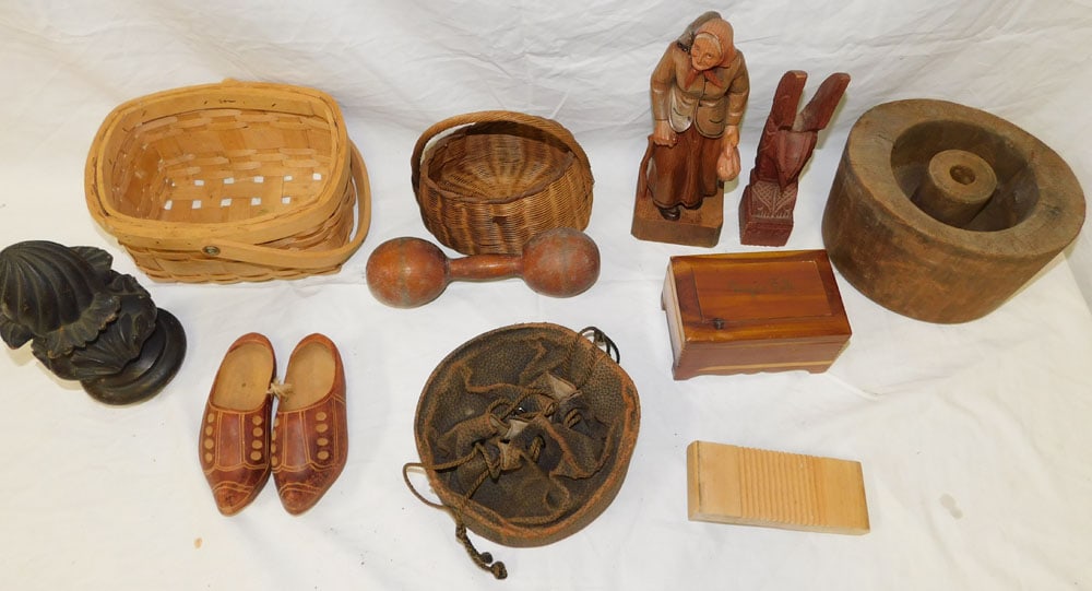 Lot Wooden Ware & Baskets: Lot Wooden Ware & Baskets. ALL DESCRIPTIONS AND ANY CONDITION STATEMENT GIVEN BY LANGSTON AUCTION GALLERY ARE STRICTLY OPINIONS AND LANGSTON'S SHALL HAVE NO RESPONSIBILITY FOR ERRORS OR OMISSIONS. THE