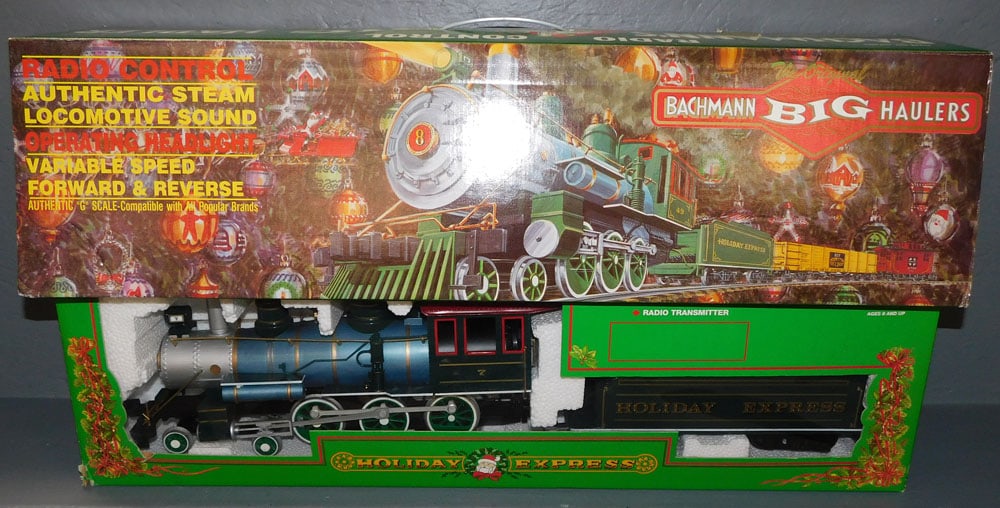 Bachmann Holiday Express Train (1 of 6)