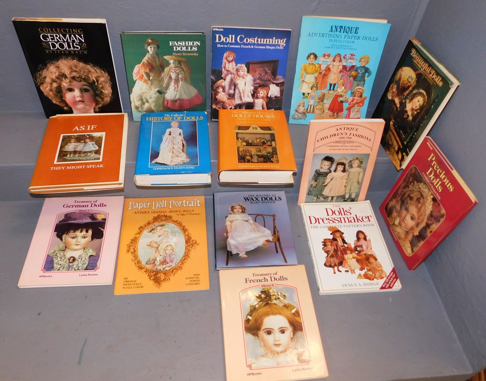 Lot Antique Doll Reference Books (1 of 4)